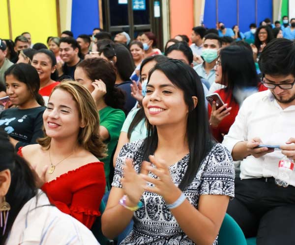 Todo un éxito fue el Conversatorio “Historia de los candidatos”