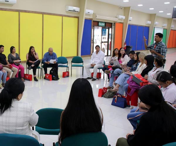 La UBE recibe a autoridades de todo el Ecuador en el II Encuentro de carreras de Psicologí