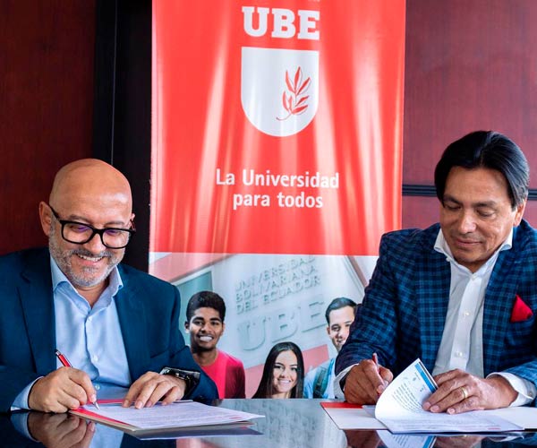 Autoridades de la UBE firman convenio con la CEDALC