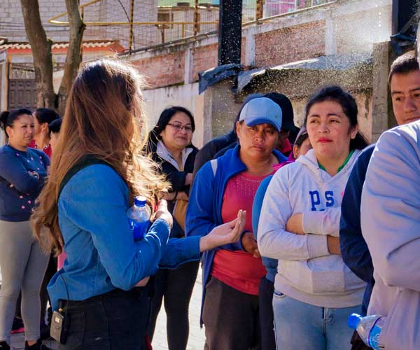 Alausí recibió las donaciones de estudiantes y docentes de la UBE