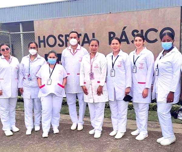 Estudiantes de Enfermería cumplieron con su primer día de internado rotativo!