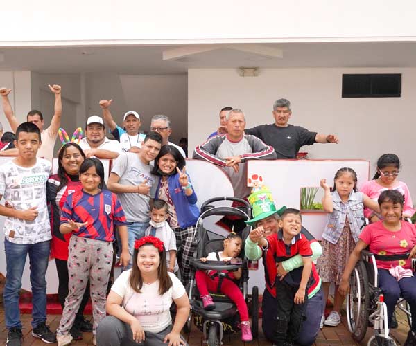 Felicitamos a nuestros estudiantes de la Maestría en Pedagogía de la Cultura Física