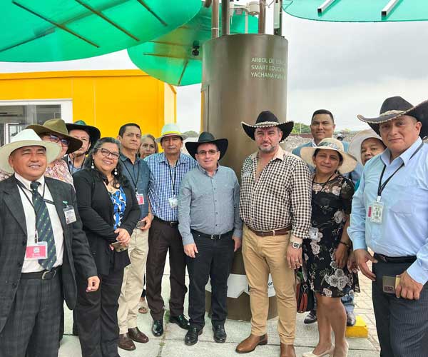 UBE y FEDOMEC firman convenios para beneficiar a los agricultores del Ecuador