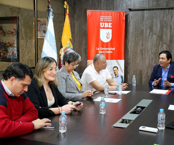 La Universidad Bolivariana del Ecuador (UBE) firmó convenio con la Fundación Mexicana Marc