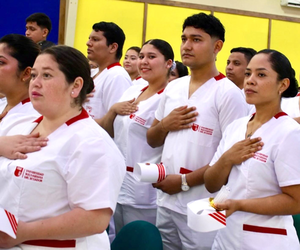 Ceremonia de la Cuarta Imposición de Cofias 