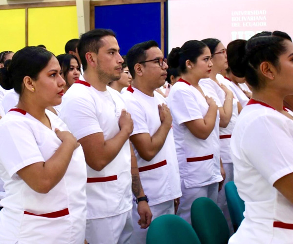 Ceremonia de la Cuarta Imposición de Cofias 