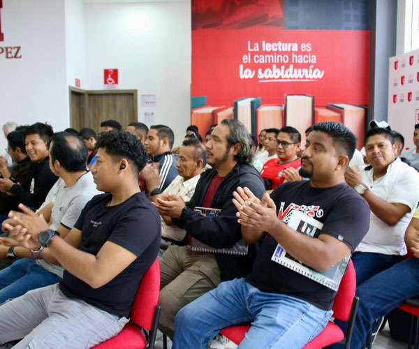 Más de 60 nuevos estudiantes inician su camino en el programa especial 