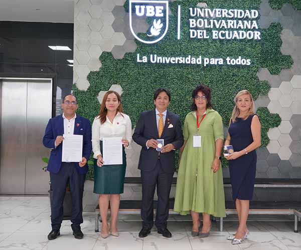 ¡Una velada inolvidable vivieron los conferencistas del II Congreso Internacional de Ciencias de la Salud! 