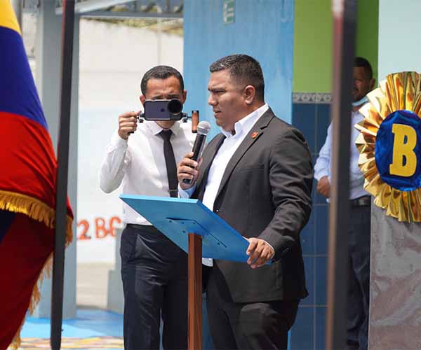 Organizadores de Genios Bolivarianos - Durán 2024 visitan la Unidad Educativa Ezra Taft Be