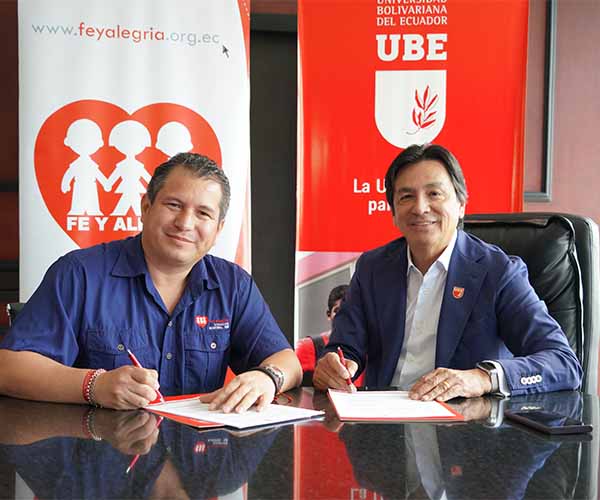 UBE firma convenio para fortalecer la formación académica y práctica de estudiantes.