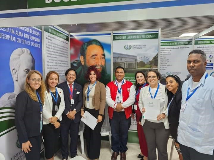 Visita de comitiva de la UBE en la Universidad de Ciencias Médicas de la Habana