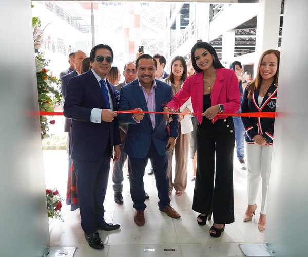 UBE inaugura modernos laboratorios de Fisioterapia y Odontología