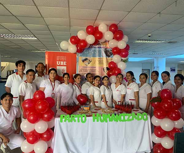  Estudiantes de Enfermería culminan su internado con casa abierta sobre lactancia materna y cuidados neonatales