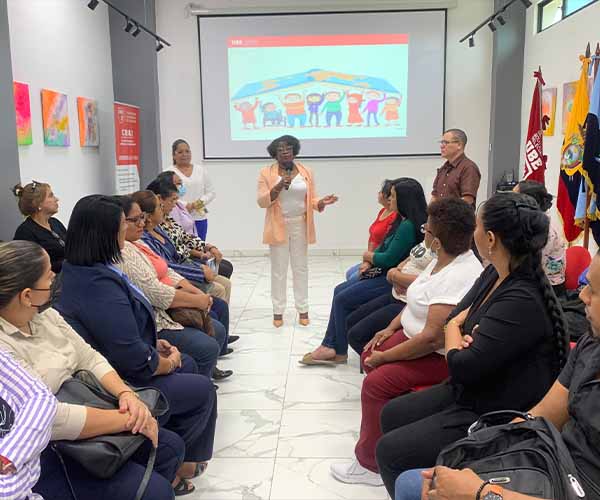 UBE impulsa formación conjunta entre docentes y familias para el desarrollo emocional de estudiantes en Durán