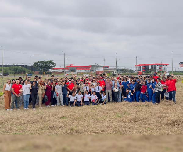 UBE conmemora el Día Mundial del Medio Ambiente con evento ecológico para estudiantes