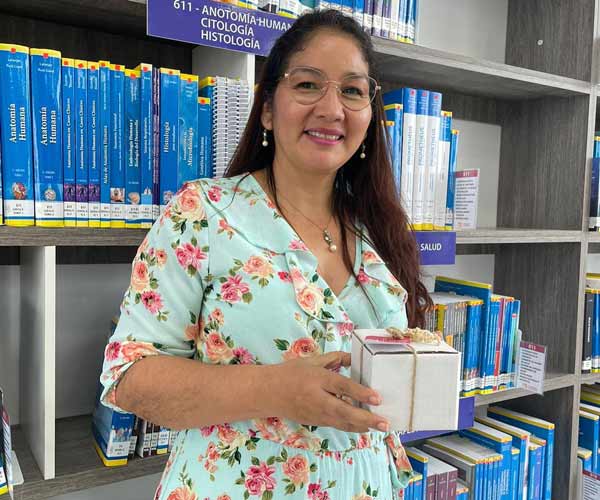 ¡Feliz día a todas las mamás que integran la Universidad Bolivariana del Ecuador