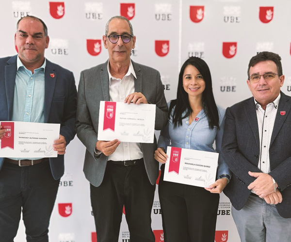 UBE reconoció a sus directivos, docentes y estudiantes investigadores!