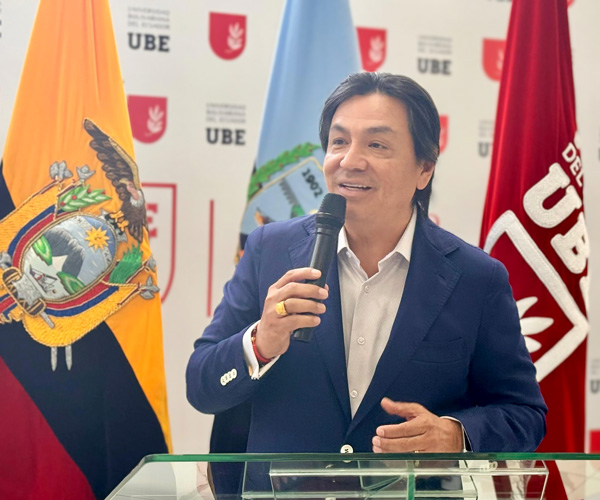 Exitosa jornada de reflexión en la UBE