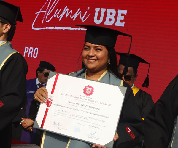 Sexta Ceremonia de Graduación UBE