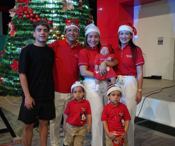 Navidad llegó a la UBE