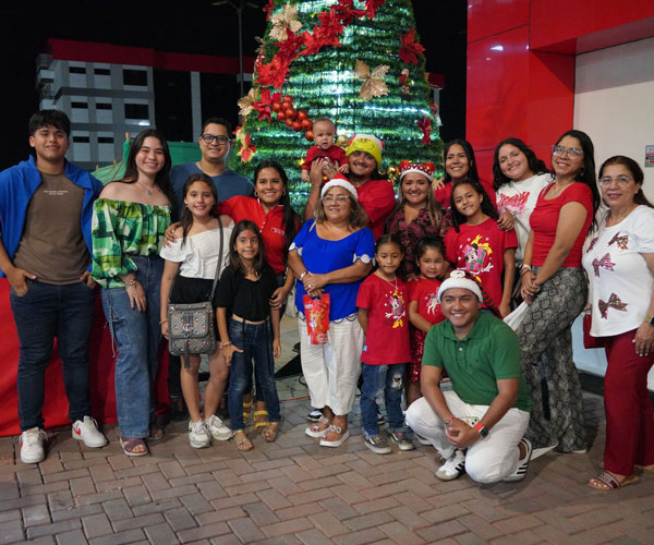 Navidad llegó a la UBE