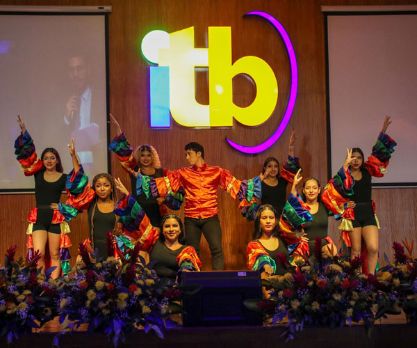 III Cumbre de Mujer Impacto Mundial