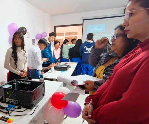 UBE promueve la empleabilidad