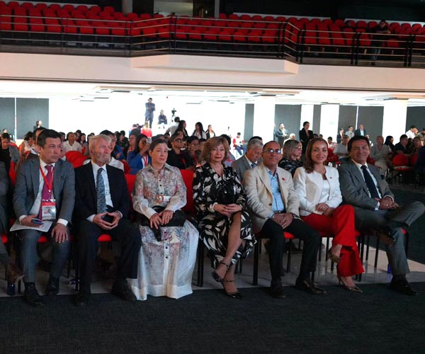 Segundo día de congreso