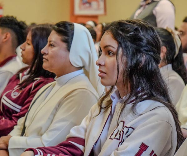 Mujeres en STEAM 2025