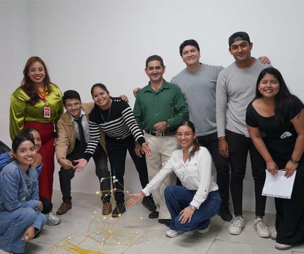 UBE impulsa el desarrollo de sus tutores con el programa “Potencia tus habilidades”