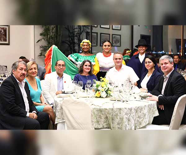 Cena Cultural del Congreso de Salud lleno de emociones a los conferencistas internacionales