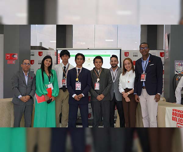 La UBE proclama a los ganadores del Concurso Genios Bolivarianos–Durán 2025.