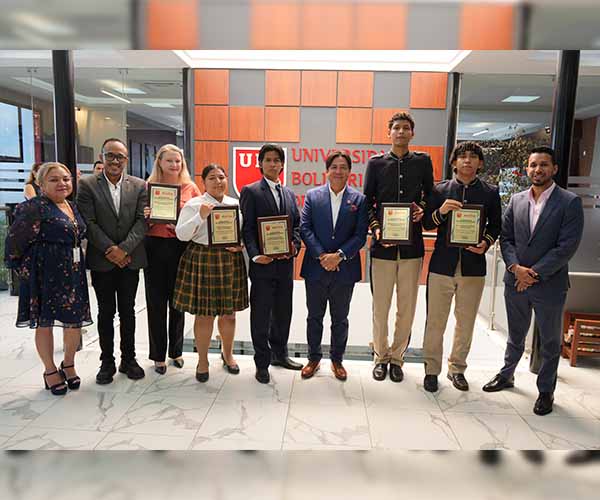 UBE reconoce a las unidades educativas ganadoras de Genios Bolivarianos Durán 2025