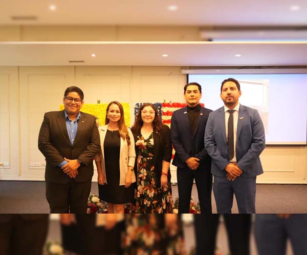 UBE impulsa el debate global sobre inteligencia artificial con ponencia de alto nivel en TechTies Ecuador 2026