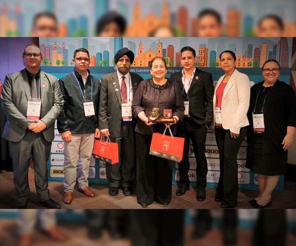 UBE fortalece su proyección internacional en LACCEI 2026 con reconocimiento a líderes de la cooperación académica