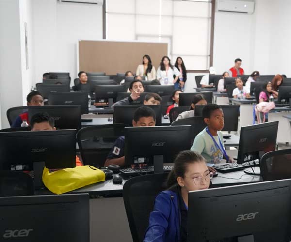 UBE impulsa la creatividad y el aprendizaje tecnológico durante el segundo fin de semana del Bootcamp Desafío Scratch